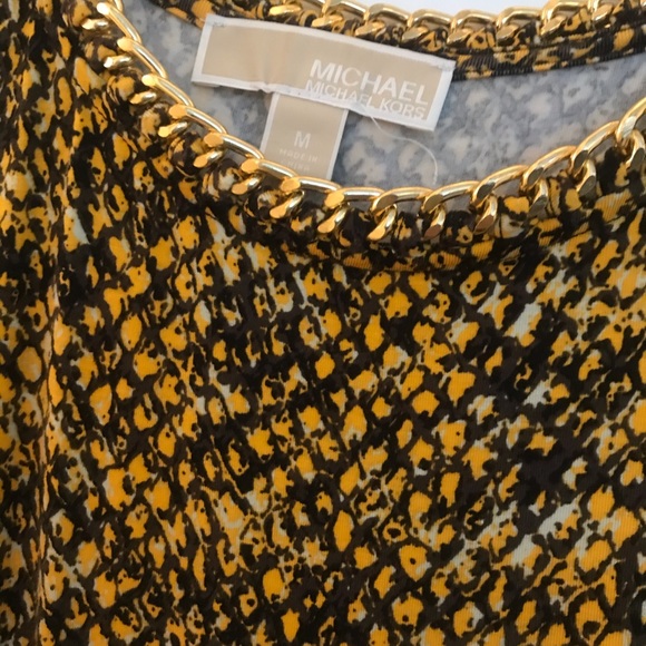 Top - Picture 2 of 3